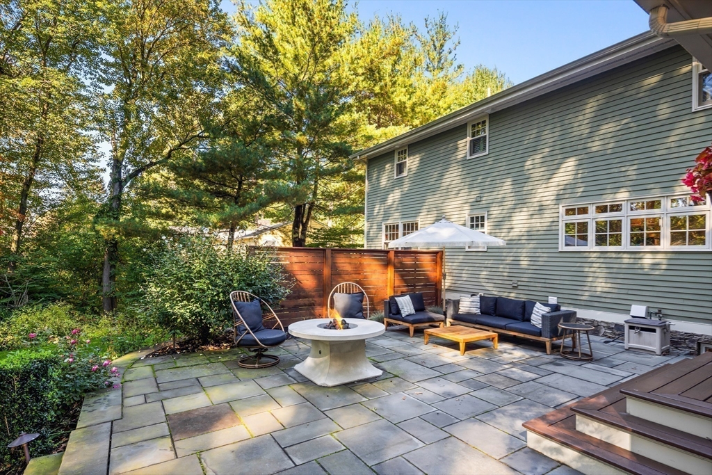 7 Bradley Road Andover, MA 01810 - Photo 12 of 39