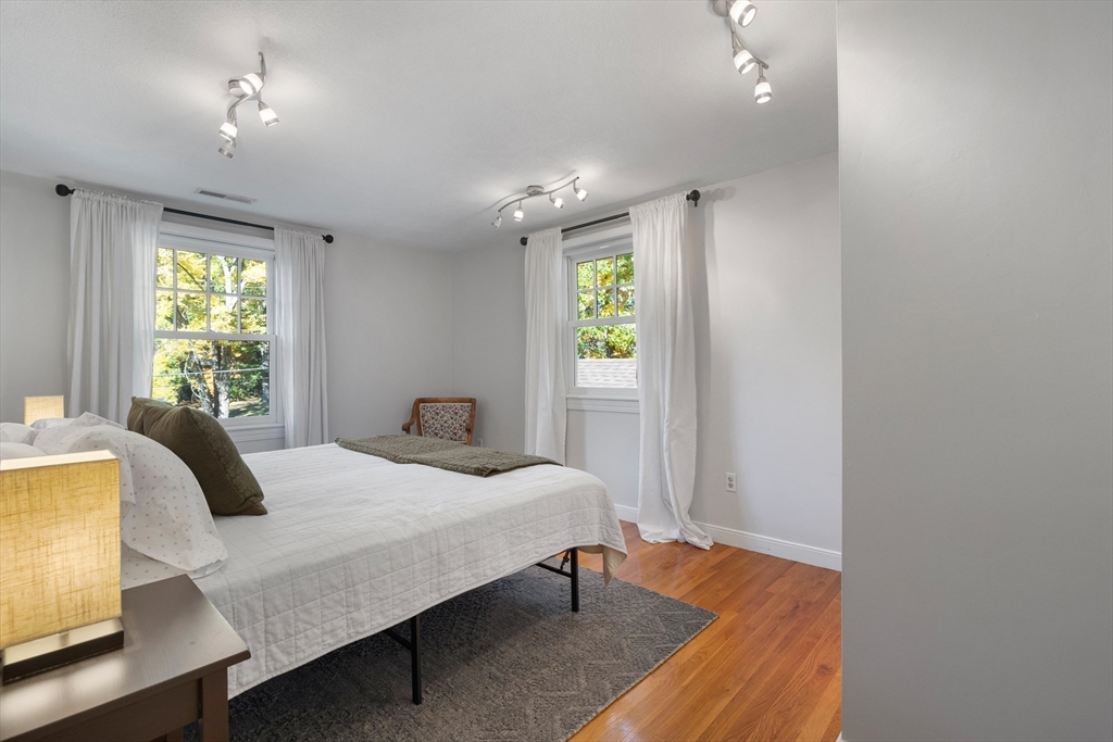 7 Bradley Road Andover, MA 01810 - Photo 29 of 39