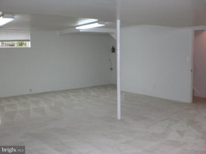 7817 Leland Road Manassas, VA 20111 - Photo 15 of 22 HUGE Rec Rm w/ new carpet