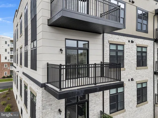 $533,990 | 117 Blackford Boulevard, Unit 204, Lebanon, PA 17042