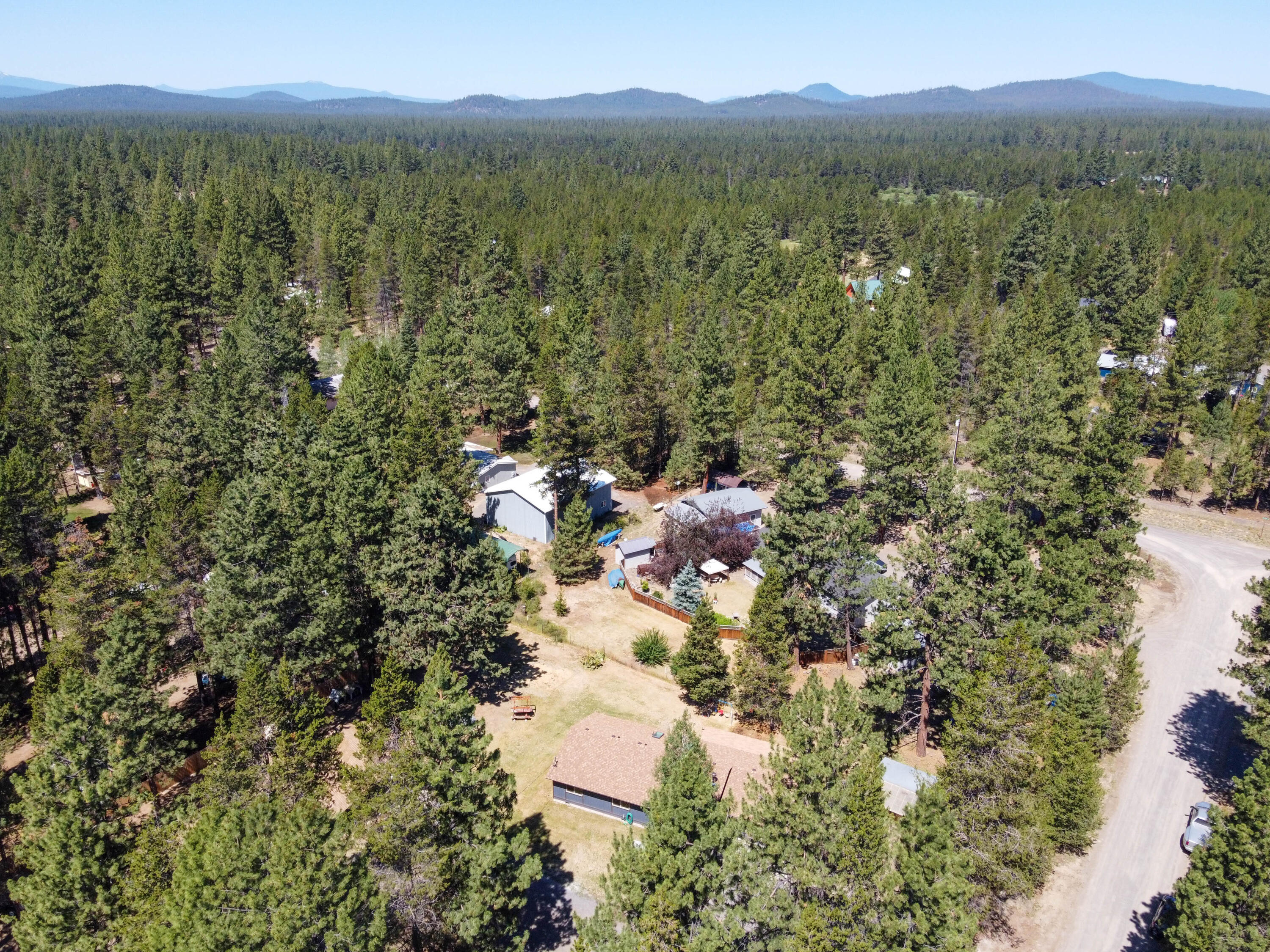 51503 Cedar Road La Pine, OR 97739 - Photo 5 of 42 Cedar-4