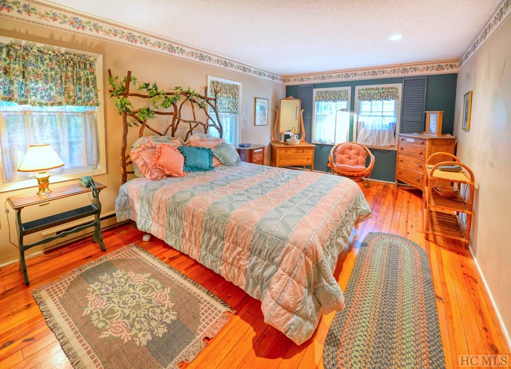1886 Dillard Road Highlands, NC 28741 - Photo 7 of 13 Gallery Image 7