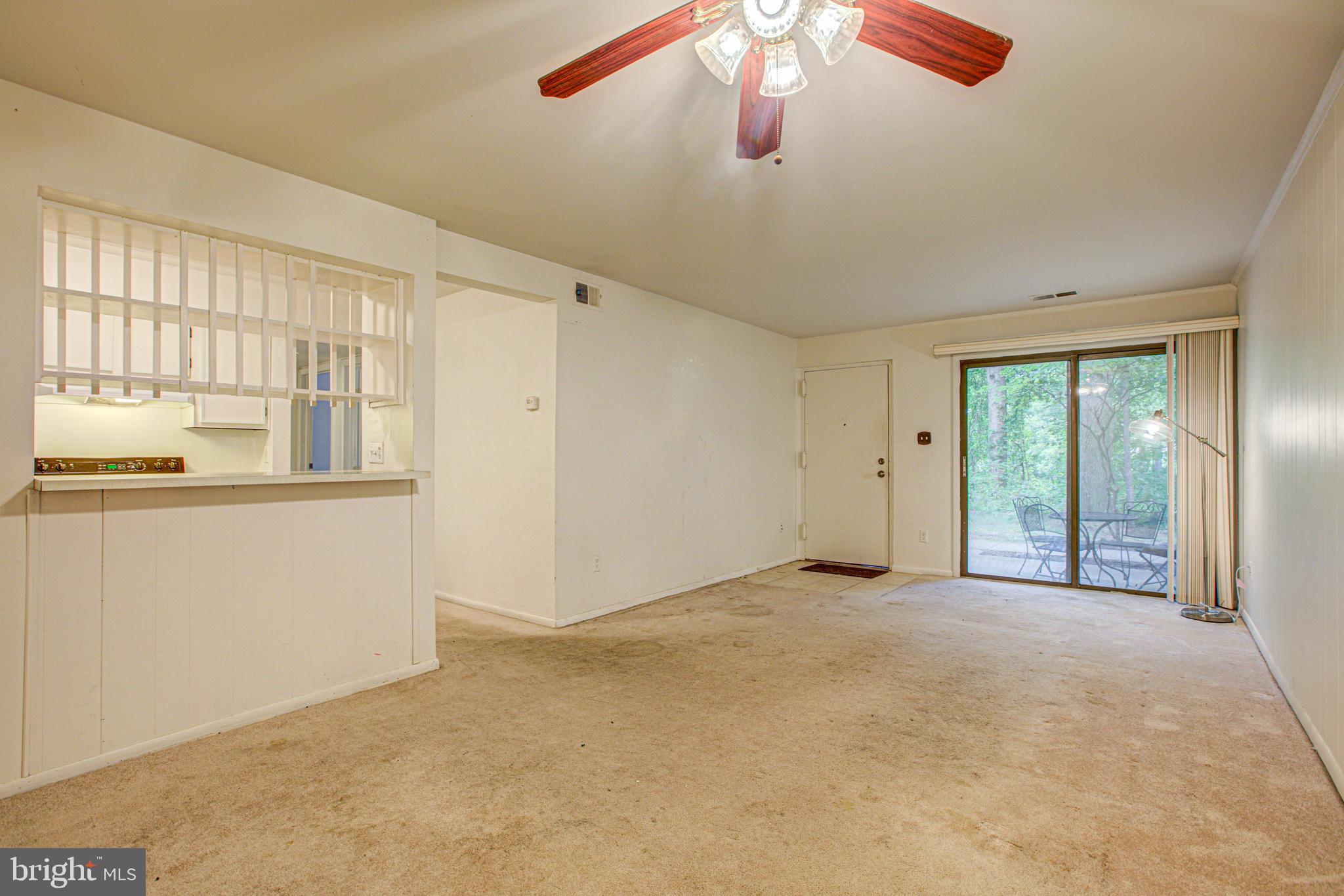 5816 Royal Ridge Drive, Unit K Springfield, VA 22152 - Photo 5 of 32
