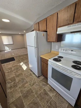 $1,395 | 6662 84th Court North, Brooklyn Park, MN 55445