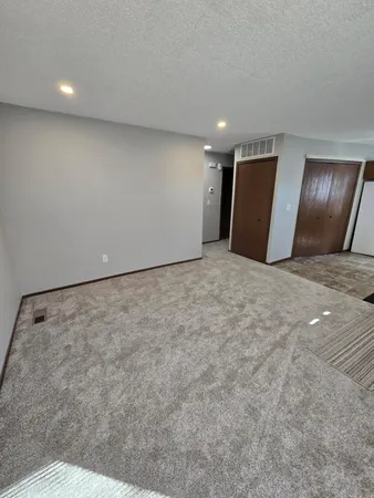 $1,395 | 6662 84th Court North, Brooklyn Park, MN 55445