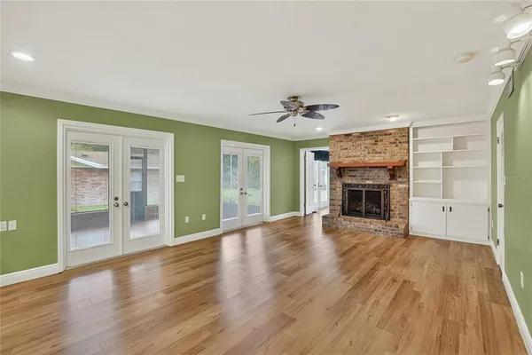 $940,000 | 1502 Azalea Street, Plant City, FL 33563