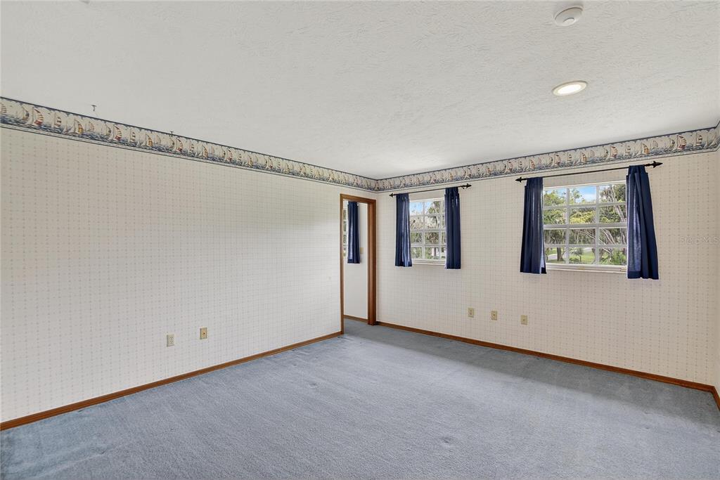 1502 Azalea Street Plant City, FL 33563 - Photo 32 of 99