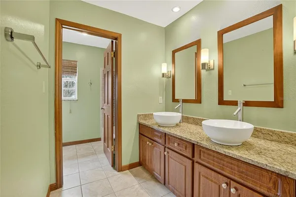 $940,000 | 1502 Azalea Street, Plant City, FL 33563