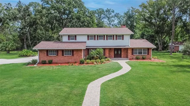 $944,900 | 1502 Azalea Street, Plant City, FL 33563