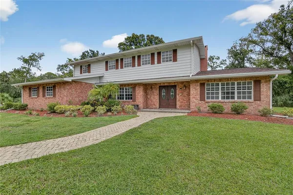 $940,000 | 1502 Azalea Street, Plant City, FL 33563