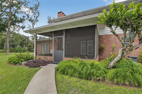 $940,000 | 1502 Azalea Street, Plant City, FL 33563