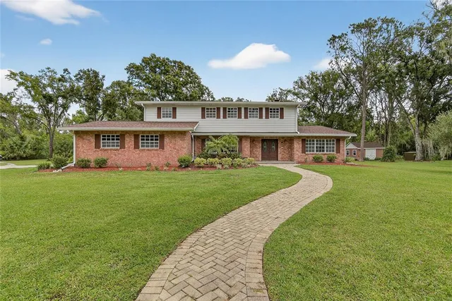 $944,900 | 1502 Azalea Street, Plant City, FL 33563