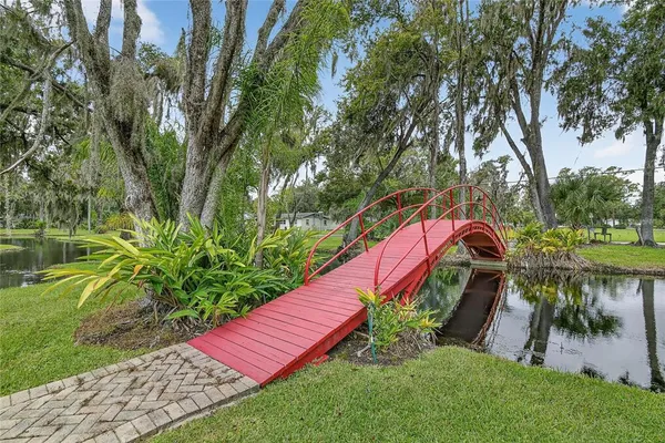 $940,000 | 1502 Azalea Street, Plant City, FL 33563