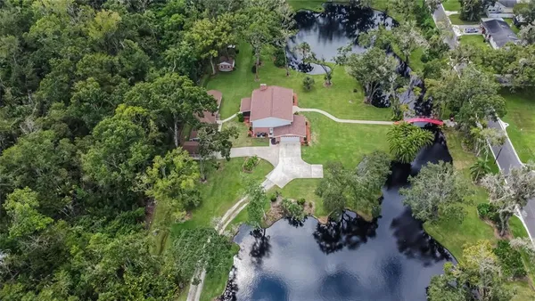 $940,000 | 1502 Azalea Street, Plant City, FL 33563