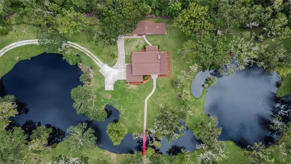 $940,000 | 1502 Azalea Street, Plant City, FL 33563