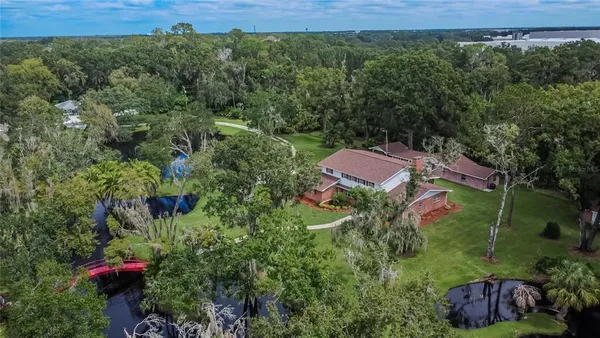 $940,000 | 1502 Azalea Street, Plant City, FL 33563