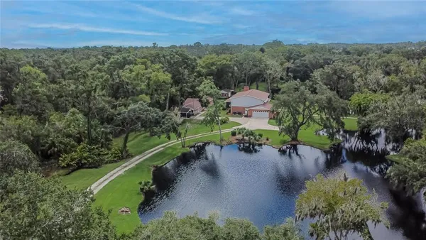 $940,000 | 1502 Azalea Street, Plant City, FL 33563