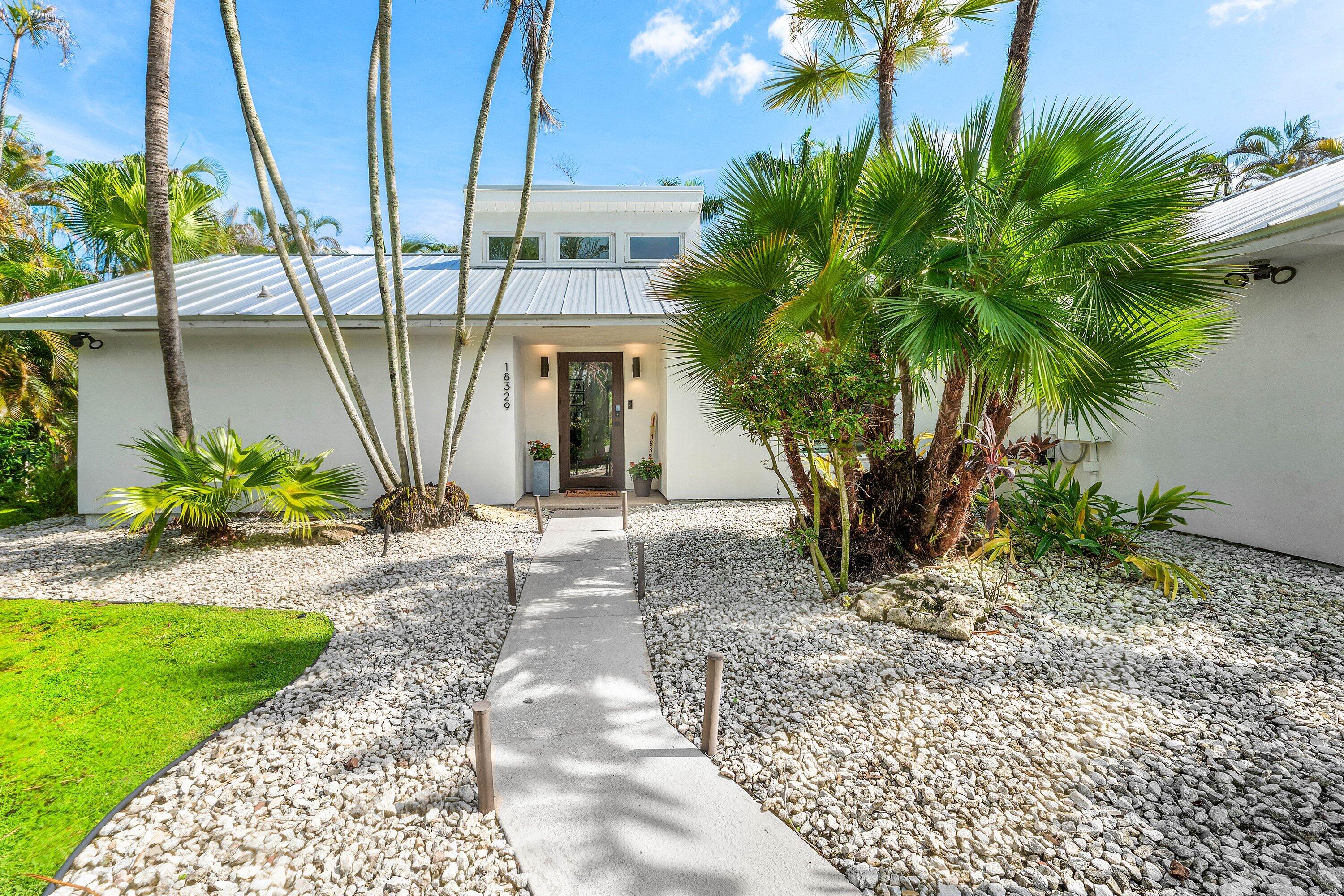 18329 Loxahatchee River Road Jupiter, FL 33458 - Photo 2 of 44 Custom Landscaping