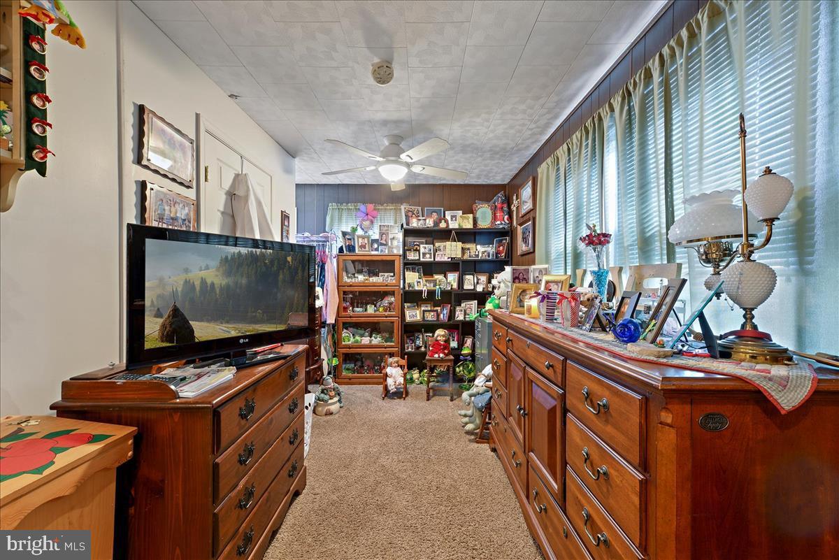 592 Nottingham Road Peach Bottom, PA 17563 - Photo 19 of 28 Living Area off BR 4