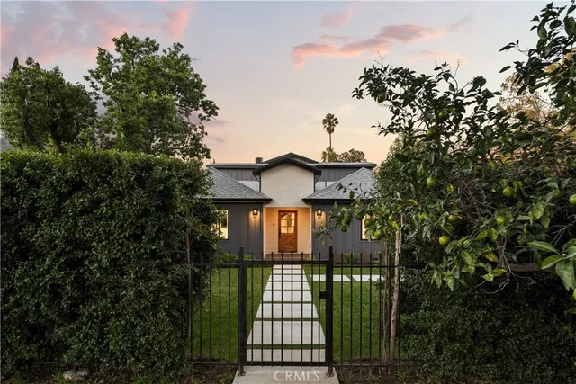 $2,799,000 | 13541 Chandler Boulevard, Sherman Oaks, CA 91401