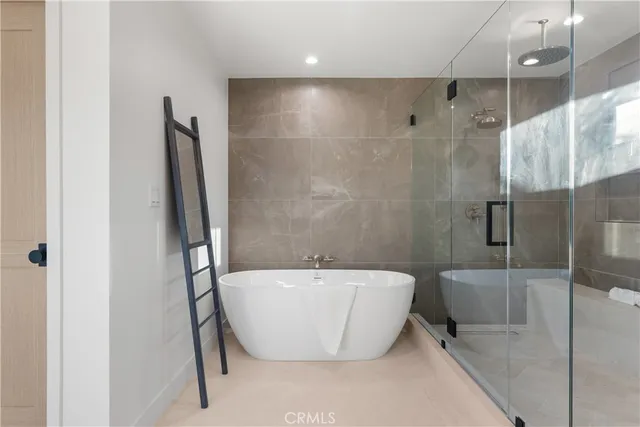 $2,799,000 | 13541 Chandler Boulevard, Sherman Oaks, CA 91401