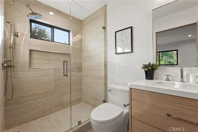 $2,799,000 | 13541 Chandler Boulevard, Sherman Oaks, CA 91401