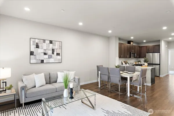 $3,250 | 9612 19th Avenue Southeast, Unit A, Everett, WA 98208