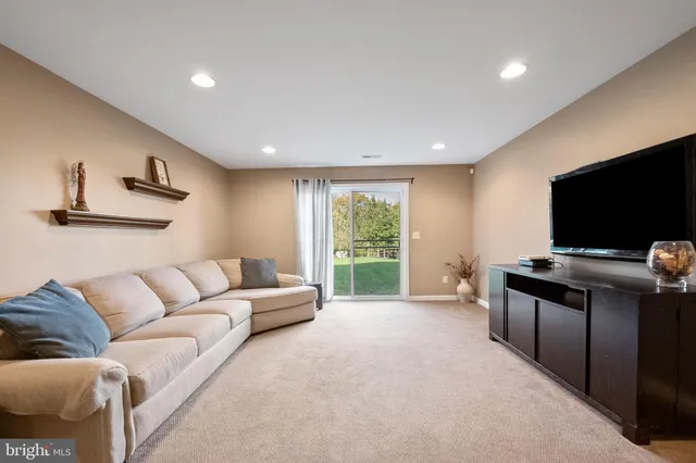 $900,000 | 13538 Eagles Rest Drive, Leesburg, VA 20176