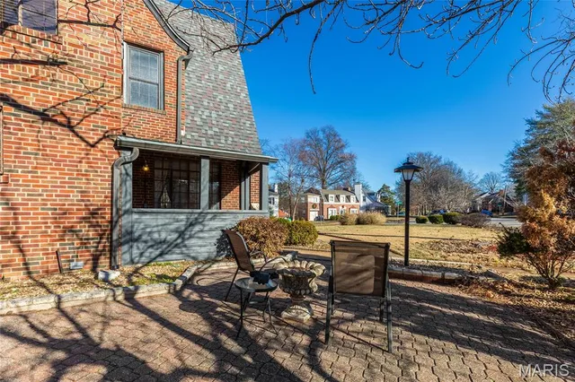 $439,000 | 7601 Gannon Avenue, University City, MO 63130