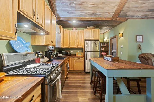 $450,000 | 229 Estate Road, Atkinson, NC 28421