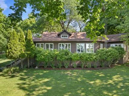 $2,250,000 | 2304 North Shore Drive, Delavan, WI 53115