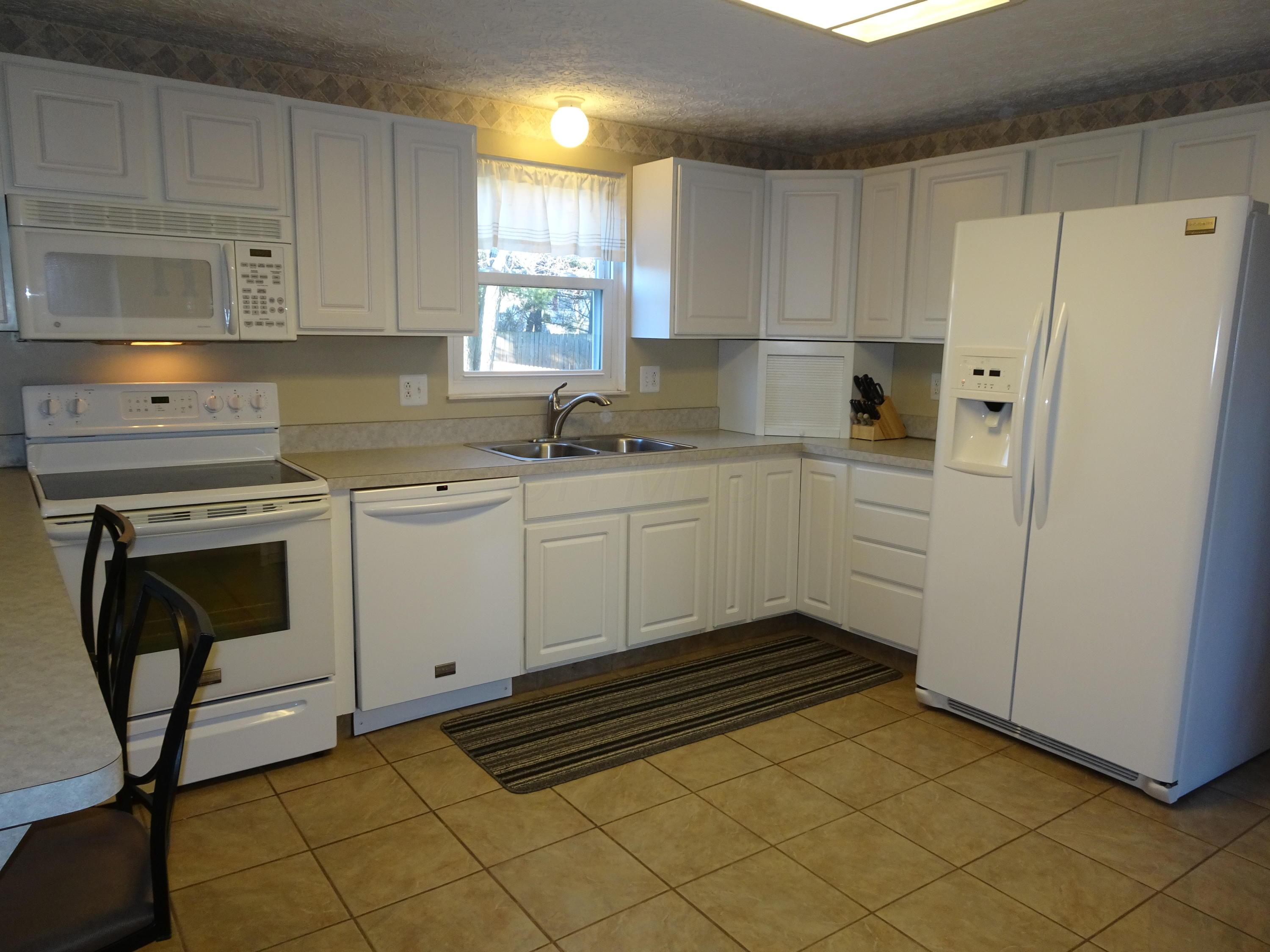 2264 Summit View Road Powell, OH 43065 - Photo 9 of 40 Gallery Image 9