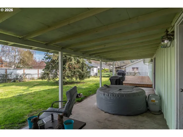 $349,000 | 266 Sherwood Drive, Sutherlin, OR 97479