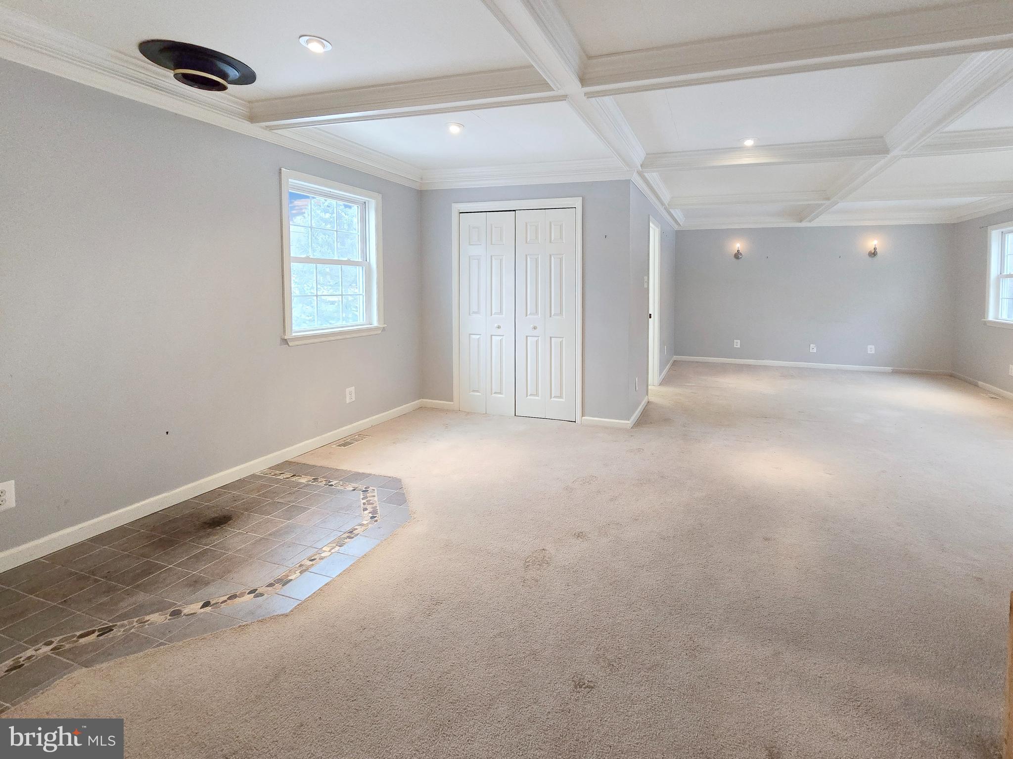 31 Diverty Road Pennington, NJ 08534 - Photo 3 of 29