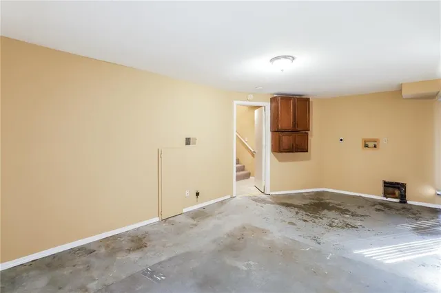 $1,935 | 529 Clyde Street, Liberty, MO 64068