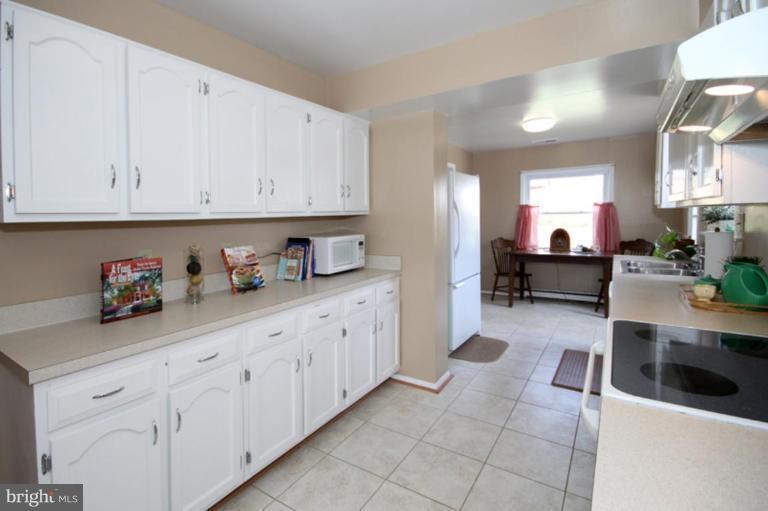 7408 Elgar Street Springfield, VA 22151 - Photo 1 of 30 Kitchen #3