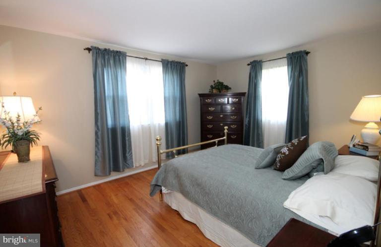 7408 Elgar Street Springfield, VA 22151 - Photo 13 of 30 Bedroom #1