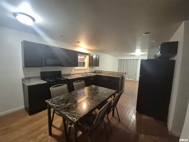 $92,500 | 1116 South Land Street, Harrisburg, IL 62946