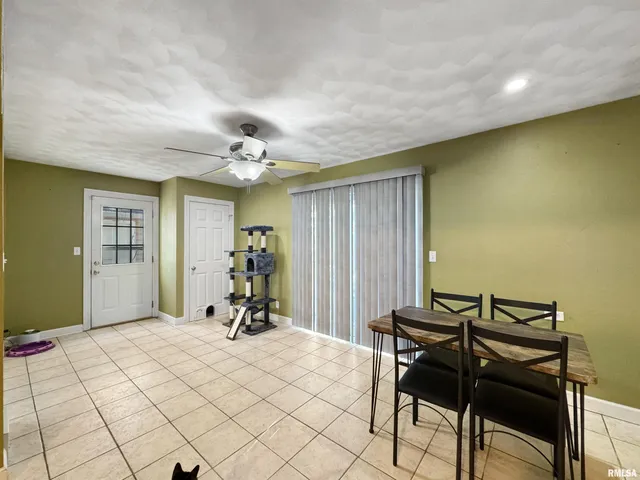 $140,000 | 2908 North Saint Philomena Court, Peoria, IL 61604