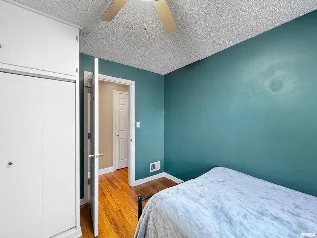 $140,000 | 2908 North Saint Philomena Court, Peoria, IL 61604