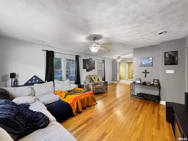 $140,000 | 2908 North Saint Philomena Court, Peoria, IL 61604