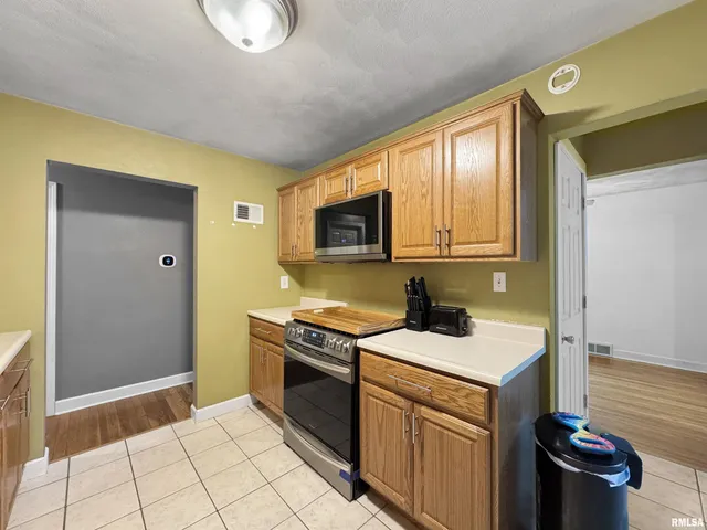 $140,000 | 2908 North Saint Philomena Court, Peoria, IL 61604