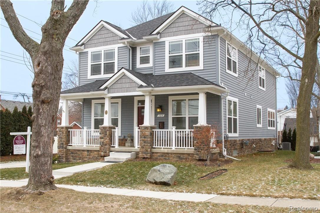 125 Highland Avenue Rochester, MI 48307 - Photo 3 of 54 Beautiful from any Angle