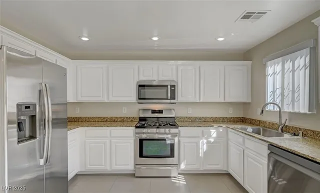 $2,250 | 5733 Rose Tiara Drive, Las Vegas, NV 89139