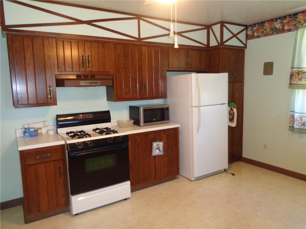 31 Forest Road Ambridge, PA 15003 - Photo 5 of 19 Gallery Image 5