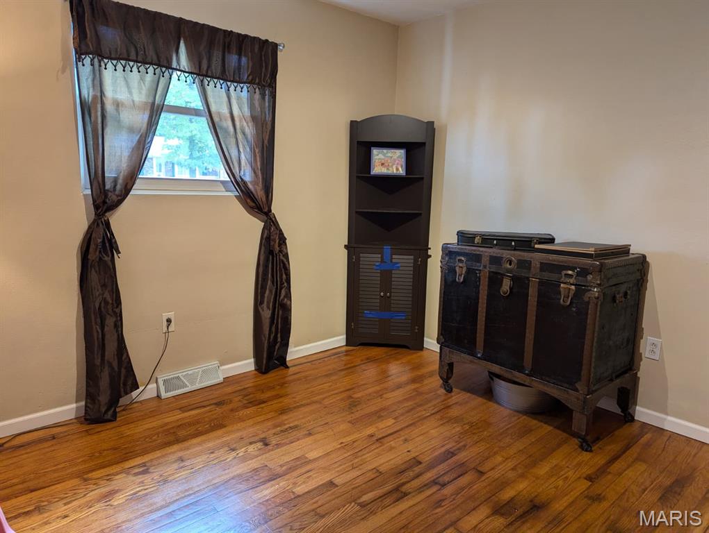 15315 North Humbert Road Brighton, IL 62012 - Photo 17 of 27 Gallery Image 17