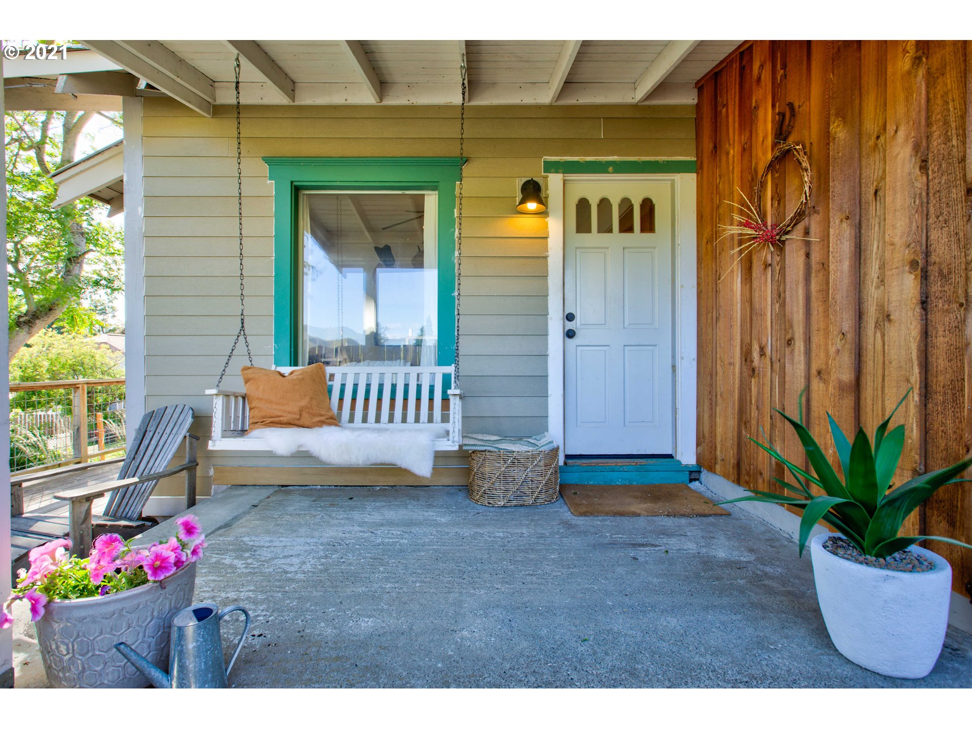 407 3rd Street Lyle, WA 98635 - Photo 2 of 32 Gallery Image 2