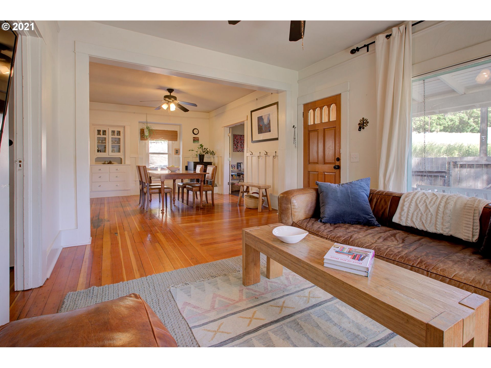 407 3rd Street Lyle, WA 98635 - Photo 5 of 32 Gallery Image 5