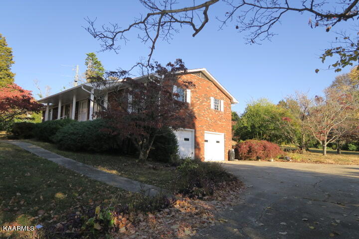 6020 Ridgeview Road Knoxville, TN 37918 - Photo 3 of 28 IMG_1473