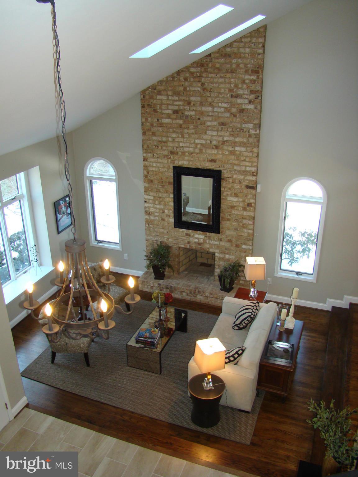 5 Roland Court Ruxton, MD 21204 - Photo 3 of 30 Living Room
